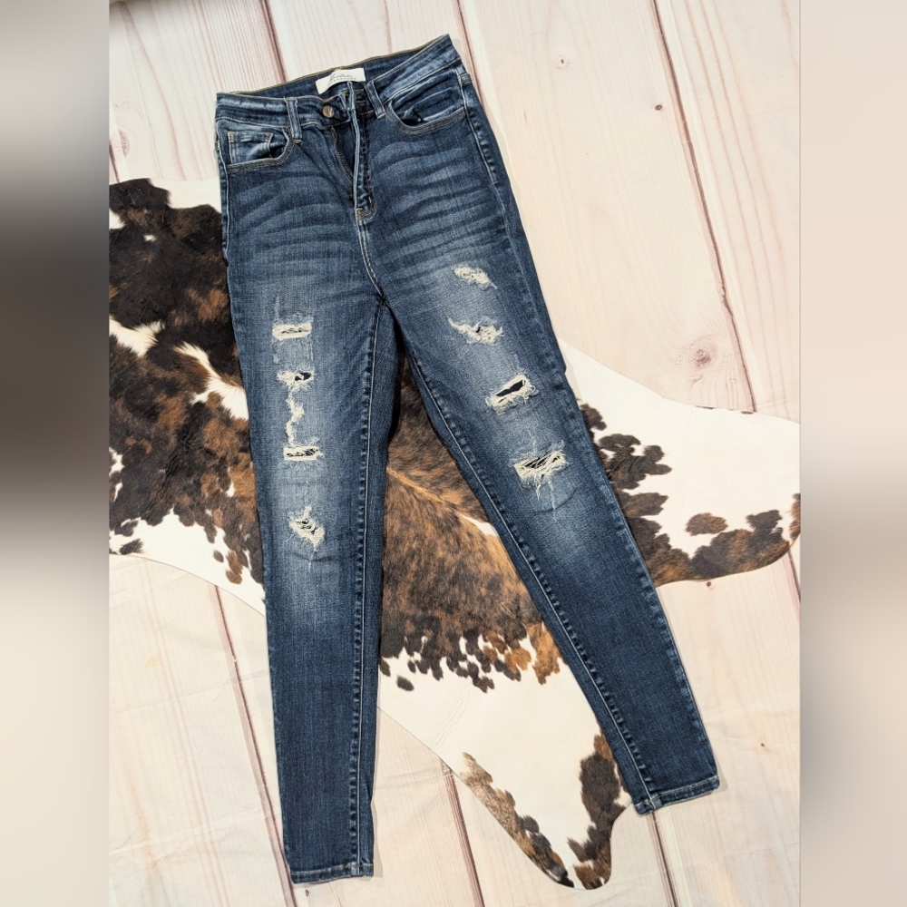 KanCan Signature Kurvy Ultra High Rise Skinny Jeans